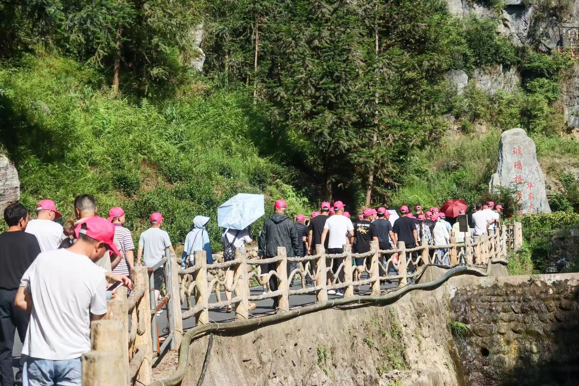 黨建引領同頻共振 持續(xù)構建“六好”企業(yè)(圖2) 馬彧潔拍.jpg