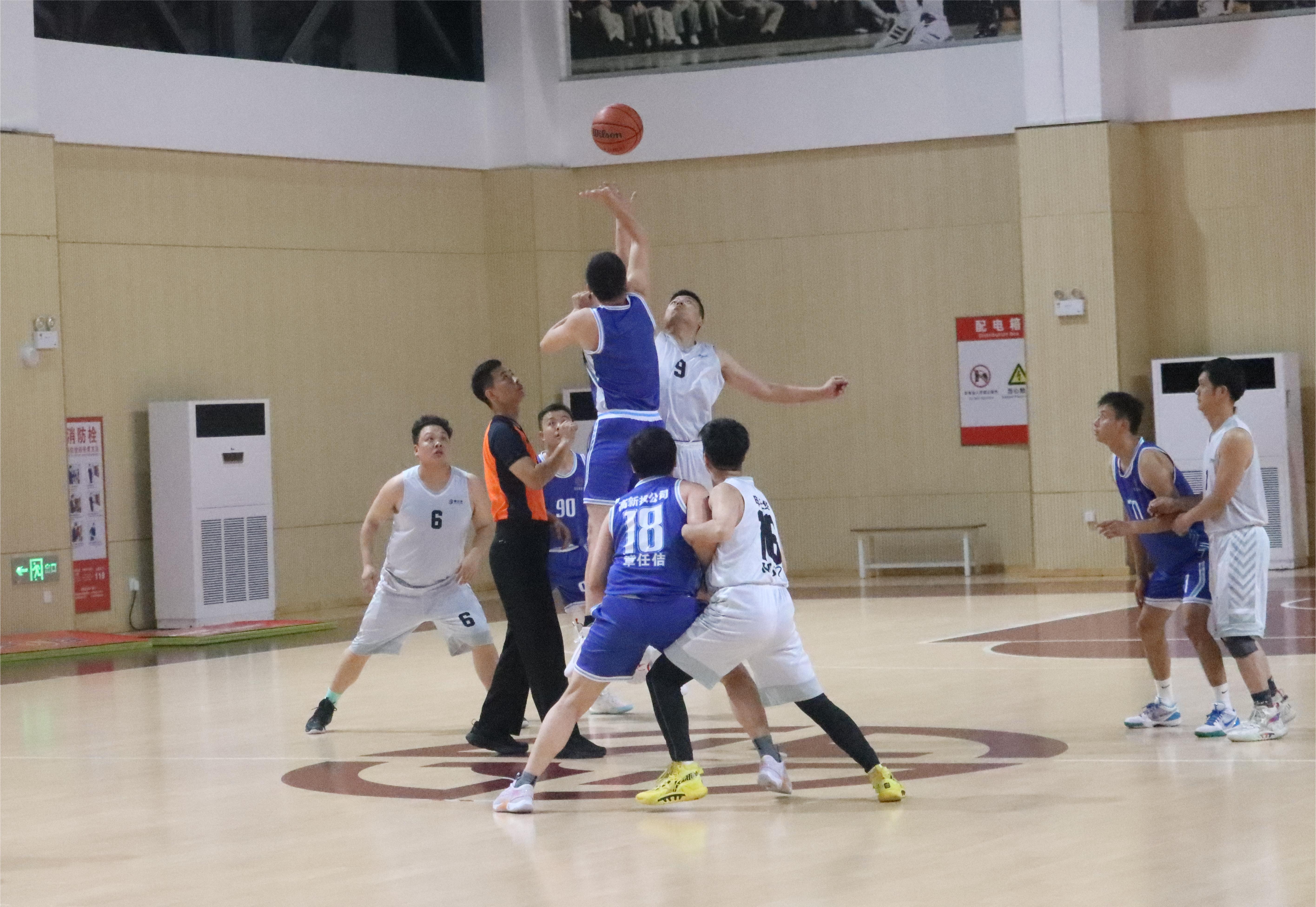 青春激昂  迎“籃”而上