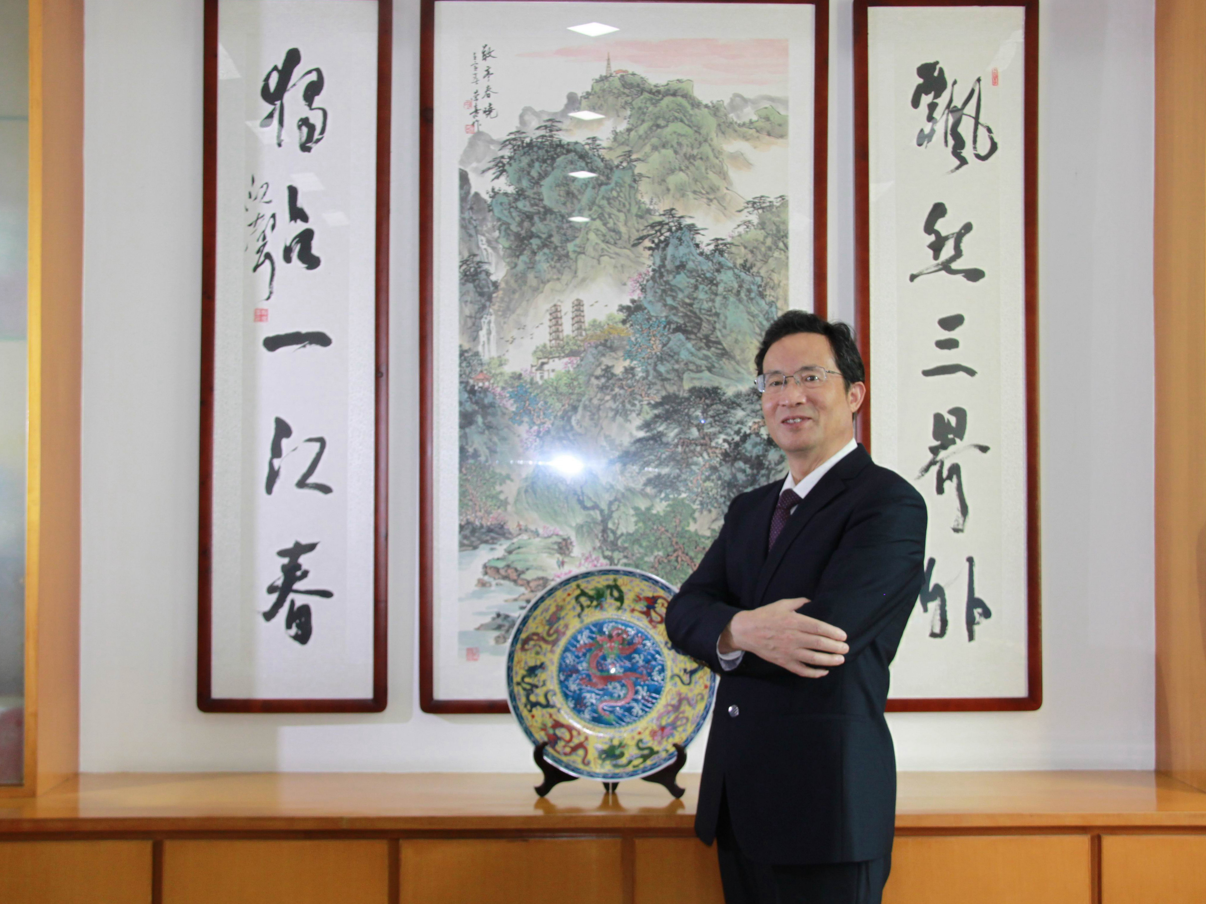 堅定信心,向陽而生(圖1) 666.jpg