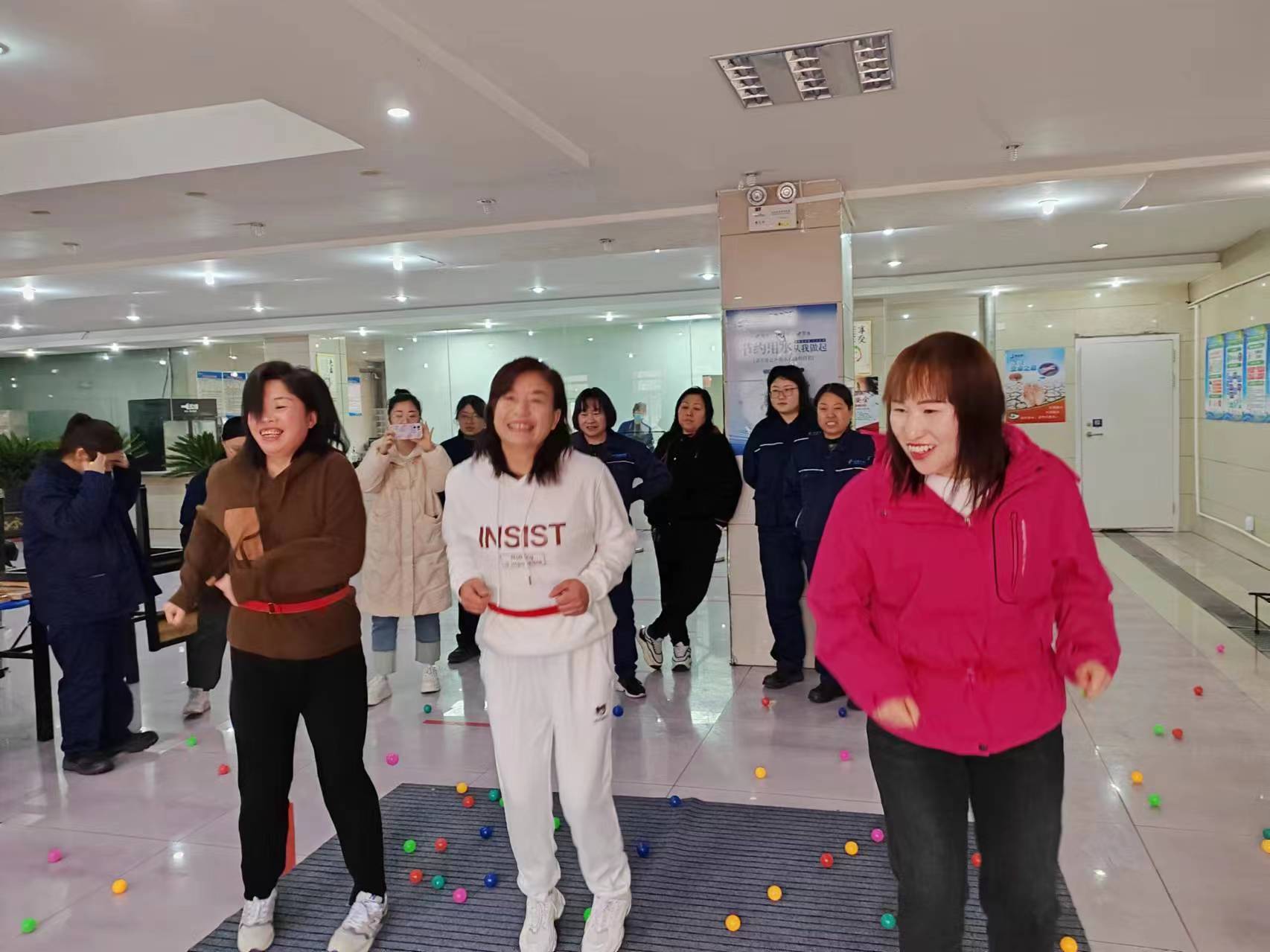 春光齊歡聚 巾幗展英姿 (圖1) 20240308百泓女神節(jié)活動(dòng) (2).jpg