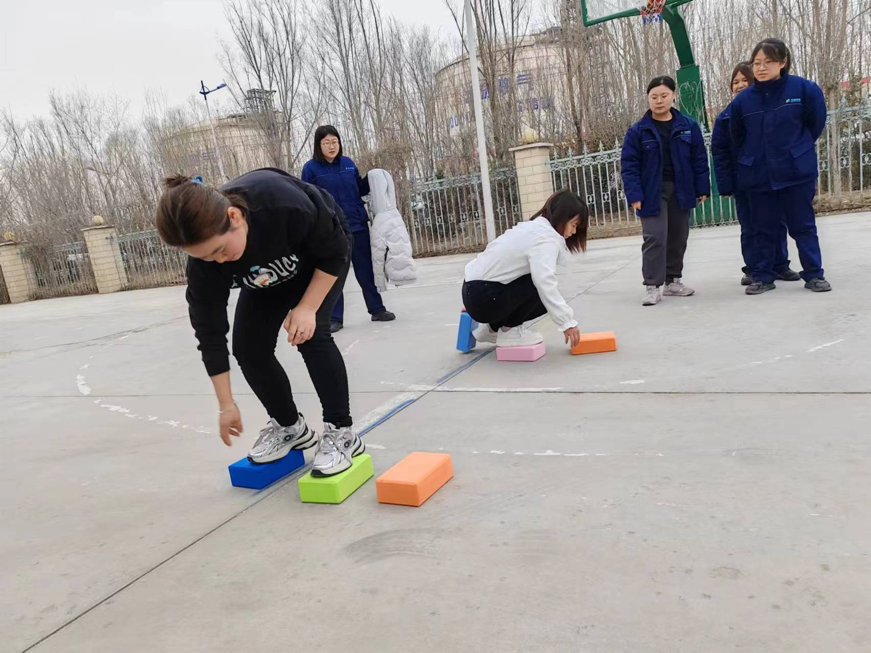 春光齊歡聚 巾幗展英姿 (圖2) 20240308百泓女神節(jié)活動(dòng) (3).jpg