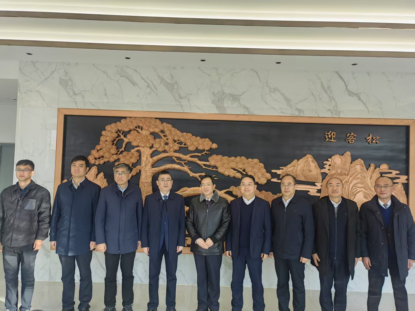 四大班子新春訪企 深入申蘭華新區(qū)共繪發(fā)展藍圖(圖3) 20250206區(qū)委新春慰問 (2).jpg