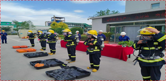 銀川百泓新材料科技有限公司安全生產月啟動儀式暨安全承諾宣誓(圖4) 銀川百泓新材料科技有限公司安全生產月啟動儀式暨安全承諾宣誓(圖4)