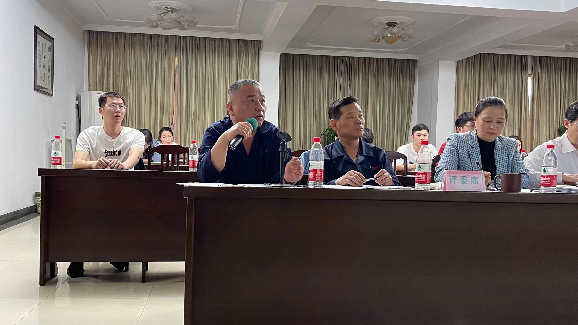 申蘭華股份舉行首屆體系宣傳欄設(shè)計(jì)賽(圖7)